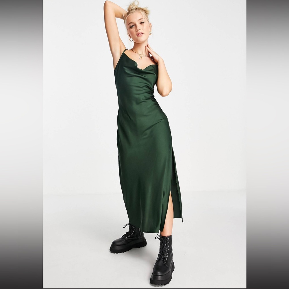 NWT Stradivarius green slip dress